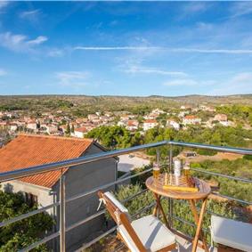 6 bedroom villa with pool in Milna, Brac Island sleeps 11